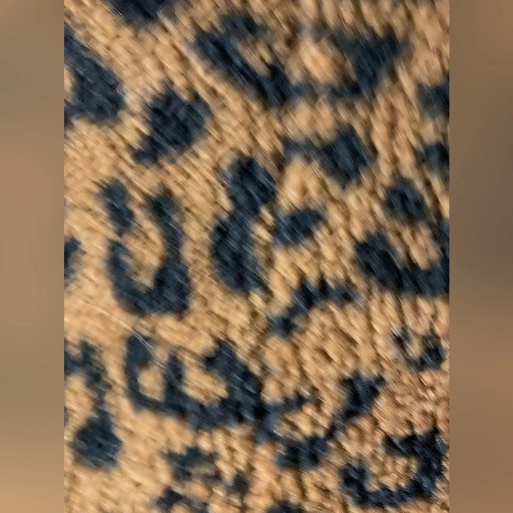 NWT KORAL MONTANA SHERPA FAUX FUR BOMBER JACKET CHEETAH BLACK AND BROWN - Picture 4 of 15